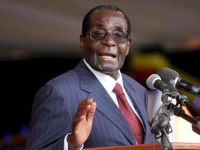 Zimbabwe's President Robert Mugabe addresses supporters in Masvingo.(Reuters File Photo) Zimbabwe's President Robert Mugabe addresses supporters in Masvingo.(Reuters File Photo)