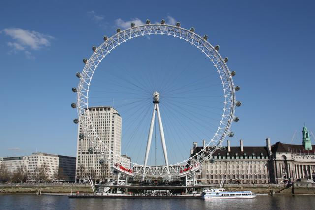 The London Eye has hosted music performances (Photo: Khamtran/Wikipedia commons)