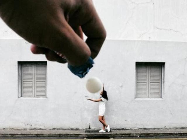 ‘Don’t forget to catch your weekend’. And by weekend he means Mentos. (Instagram/1amzero) 