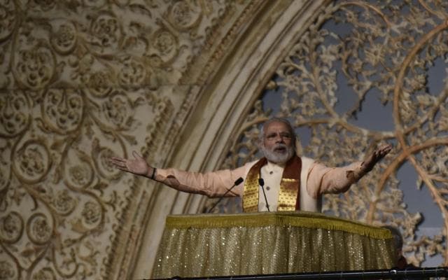 Prime Minister Narendra Modi addresses visiters at the World Culture Festival in New Delhi. (Virendra Singh Gosain/HT Photo) Prime Minister Narendra Modi addresses visiters at the World Culture Festival in New Delhi. (Virendra Singh Gosain/HT Photo)
