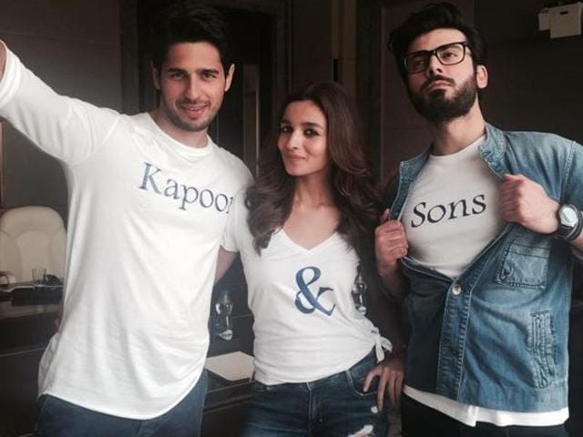 From selfies with her besties to behind-the-scenes photos from her many magazine spreads and film promos, Alia keeps fans in her pocket at all times. (Instagram) 