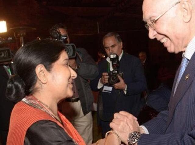 Pakistan Prime Minister’s adviser on foreign affairs Sartaj Aziz (R) greets external affairs minister Sushma Swaraj in Islamabad for the ‘Heart of Asia’ conference held in December. (AFP photo) Pakistan Prime Minister’s adviser on foreign affairs Sartaj Aziz (R) greets external affairs minister Sushma Swaraj in Islamabad for the ‘Heart of Asia’ conference held in December. (AFP photo)