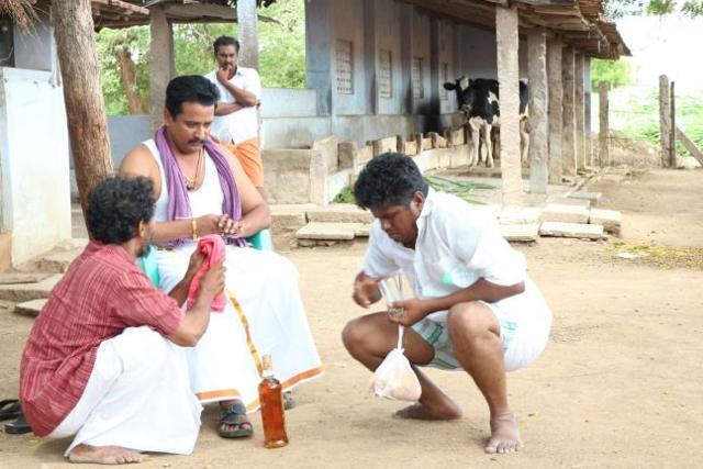 Krishnakumar’s movie has a natural feel and look about it. The actors use minimal to no make-up and film stirs clear of the song and dance kind of story telling. (Nikkilcinema)