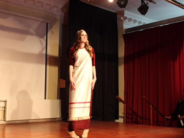 Designed by Shillong-based entrepreneurs Daniel Syiem and Janessaline M Pyngrope, the event was part of the Nehru Centre focus on north-east India’s culture, craft and music. It showcased a less-known aspect of contemporary India to a London audience. (Prasun Sonwalkar/HT Photo) 