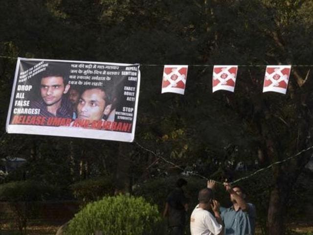JNUSU President Kanhaiya Kumar with the union Vice President Shehla Rashid (L) and Rama Naga (R) who is facing sedition charges, addresses a news conference at the JNU campus in New Delhi on Friday. (PTI) JNUSU President Kanhaiya Kumar with the union Vice President Shehla Rashid (L) and Rama Naga (R) who is facing sedition charges, addresses a news conference at the JNU campus in New Delhi on Friday. (PTI)