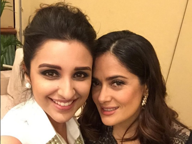 Parineeti Chopra took a selfie with Salma Hayek. (Instagram)