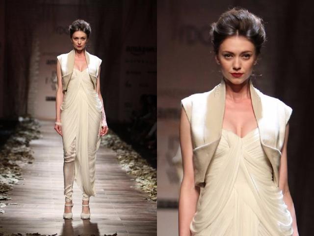 A draped silhouette makes a mark on the Shantanu-Nikhil runway. (Raajessh Kashyap/HT Photo) A draped silhouette makes a mark on the Shantanu-Nikhil runway. (Raajessh Kashyap/HT Photo)