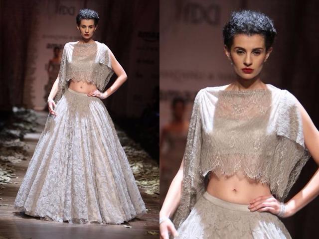 Romance ruled the runway with voluminous skirts at Shantanu-Nikhil. (Raajessh Kashyap/HT Photo) Romance ruled the runway with voluminous skirts at Shantanu-Nikhil. (Raajessh Kashyap/HT Photo)