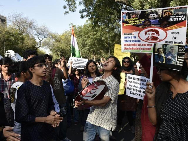 JNUSU supporters carring a posters and shouting slogans demanding relaese of Umar Khalid and Anirban Bhattacharya, during a march from Mandi House to Parliament today to demand the release of Umar Khalid and Anirban Bhattacharya in New Delhi , India, on Tuesday, March 15, 2016. (Vipin Kumar/ Hindustan Times) JNUSU supporters carring a posters and shouting slogans demanding relaese of Umar Khalid and Anirban Bhattacharya, during a march from Mandi House to Parliament today to demand the release of Umar Khalid and Anirban Bhattacharya in New Delhi , India, on Tuesday, March 15, 2016. (Vipin Kumar/ Hindustan Times)