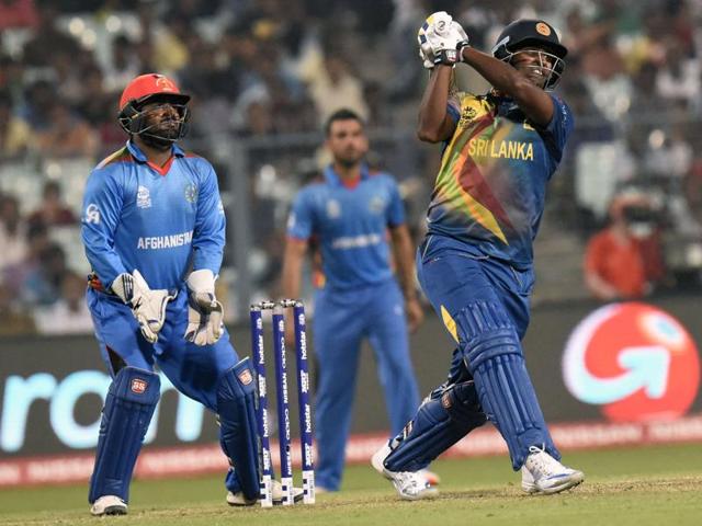 Thisara Perera hits a shot. (Subhendu Ghosh/HT Photo) Thisara Perera hits a shot. (Subhendu Ghosh/HT Photo)