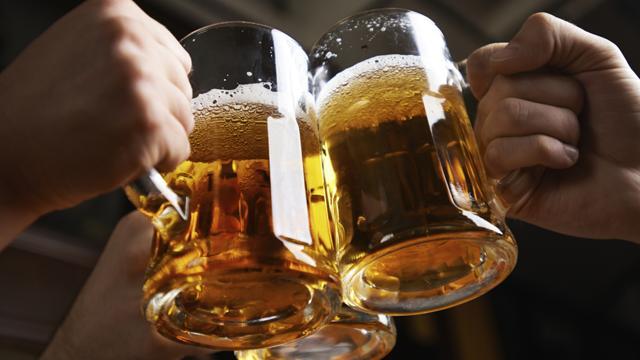 The recommended limit of alcohol is three to four units (one unit is 30 ml of spirits, 15 ml of wine and 330 ml of beer). The recommended limit of alcohol is three to four units (one unit is 30 ml of spirits, 15 ml of wine and 330 ml of beer).