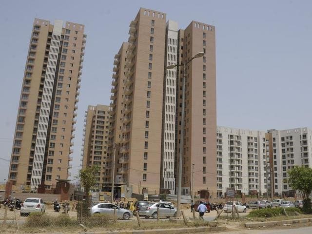 The Real Estate Regulation Bill 2016 has provisions to punish both erring realty developers and buyers reluctant to comply with the norms.(Parveen Kumar/Hindustan Times)