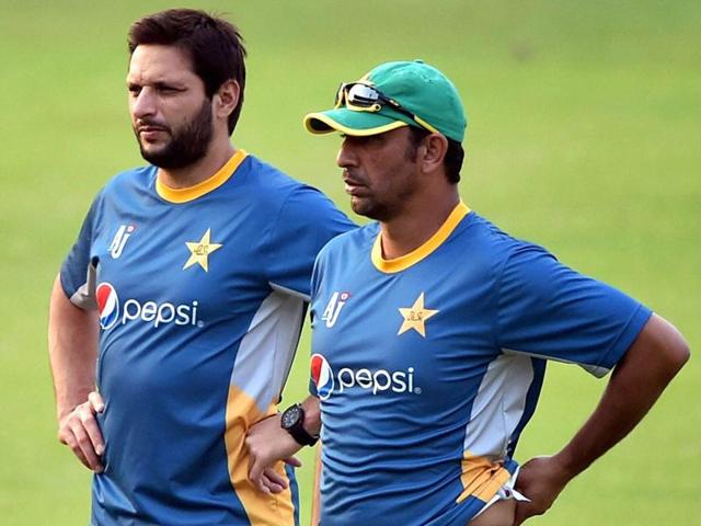 Pakistan's Captain Shahid Afridi (L) and the team's bowling coach Azhar Mahmood during their training session at the Eden Gardens. (PTI Photo) Pakistan's Captain Shahid Afridi (L) and the team's bowling coach Azhar Mahmood during their training session at the Eden Gardens. (PTI Photo)