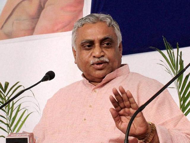 Manmohan Vaidya in the 2014 promotional video — RSS: Ek Parichay. A screen grab of the video Manmohan Vaidya in the 2014 promotional video — RSS: Ek Parichay. A screen grab of the video