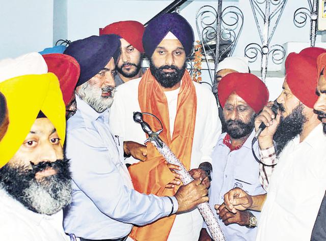 Repeating the resolve of the Punjab government to protect its water, Majithia said, “Decisions against the rights and interests of state will not be acceptable since Punjab does have a single drop of water to spare.”(HT Photo)