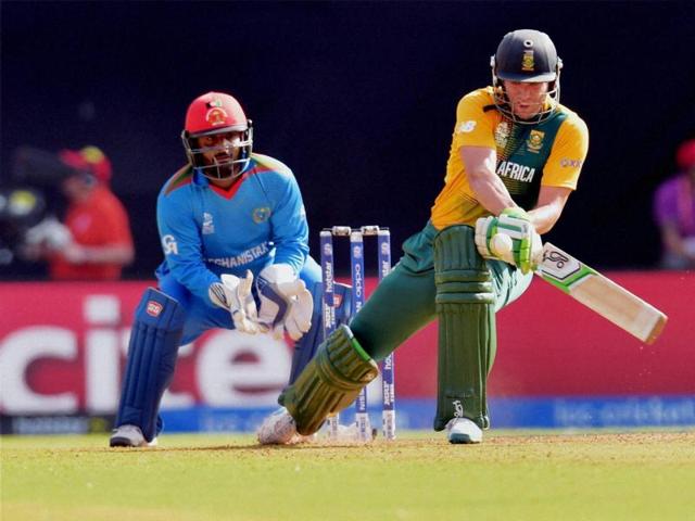 South Africa batsman AB de Villiers plays a reverse scoop. (PTI) South Africa batsman AB de Villiers plays a reverse scoop. (PTI)