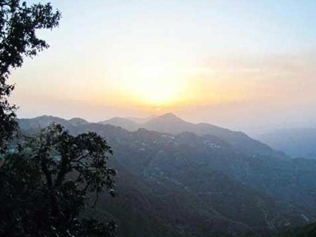 A view of the sunset from Lal Tibba near Mussoorie. (Photo: Shruthi Rao/Livemint) A view of the sunset from Lal Tibba near Mussoorie. (Photo: Shruthi Rao/Livemint)