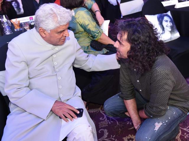 Javed Akhtar and Imtiaz Ali  share a conversation. (Pratham Gokhale/HT Photo) 