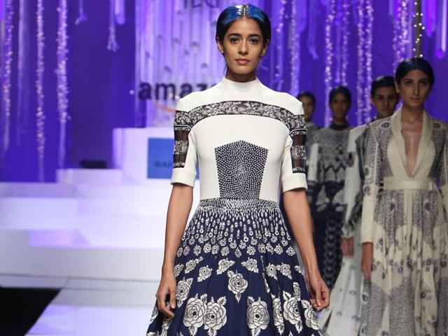 A model displays a Rahul Mishra creation.  (Raajessh Kashyap/HT) 