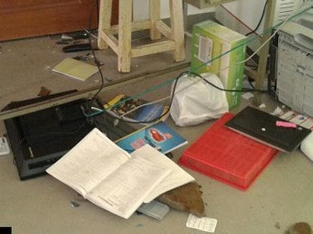 Hundreds of students protested on campus and broke into Rao’s office and lodge, damaging office furniture and breaking equipment.(ANI) Hundreds of students protested on campus and broke into Rao’s office and lodge, damaging office furniture and breaking equipment.(ANI)