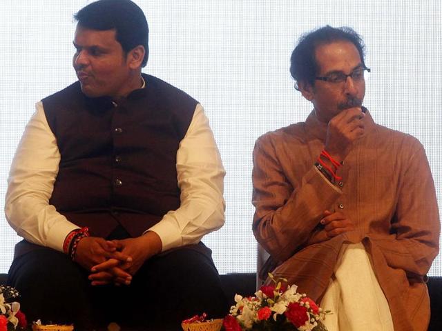 Sena Trains Guns On Fadnavis Over Aney | Mumbai News - Hindustan Times