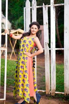 Actor Rashami Desai will miss Holi celebrations as she is shooting abroad