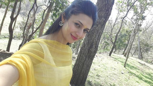 Actor Divyanka Tripathi will celebrate the festival with her family and friends Actor Divyanka Tripathi will celebrate the festival with her family and friends