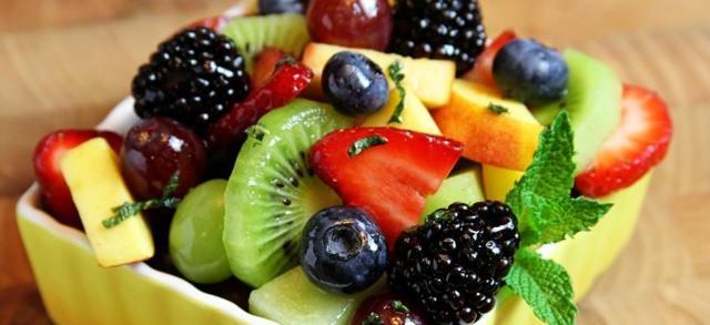Try including apples and bananas as they help in curing the hangover. (Pinterest)