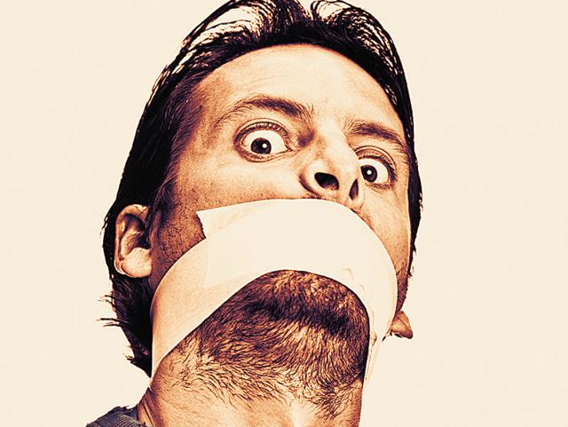 If you wish to be a ‘friend in need’ to your pal going through a rough patch, then you must learn tact. A slip of tongue will pile on more misery for your friend.(Photo: istock) If you wish to be a ‘friend in need’ to your pal going through a rough patch, then you must learn tact. A slip of tongue will pile on more misery for your friend.(Photo: istock)
