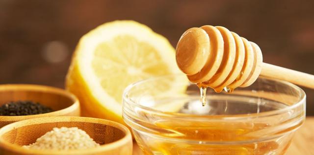 Fresh lemon juice prepared in hot water with little honey also gives fast relief. (Pinterest)