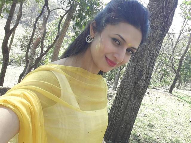 A special Holi sequence from TV show Sasural Simar Ka A special Holi sequence from TV show Sasural Simar Ka
