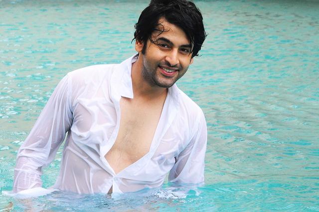 Actor Shashank Vyas says he won’t get a chance to play Holi this year Actor Shashank Vyas says he won’t get a chance to play Holi this year