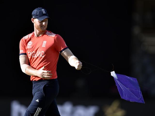 Ben Stokes walks off the field with the kite. (Mohd Zakir/HT Photo) Ben Stokes walks off the field with the kite. (Mohd Zakir/HT Photo)