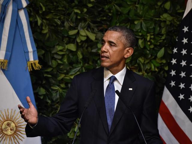 US President Barack Obama delivers a speech during a state dinner with Argentine President Mauricio Macri at the Kirchner Cultural Centre in Buenos Aires. (AFP Photo) US President Barack Obama delivers a speech during a state dinner with Argentine President Mauricio Macri at the Kirchner Cultural Centre in Buenos Aires. (AFP Photo)