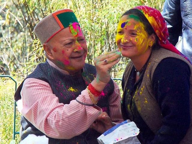 Virbhadra Singh celebrating Holi festival in Shimla. (PTI) Virbhadra Singh celebrating Holi festival in Shimla. (PTI)