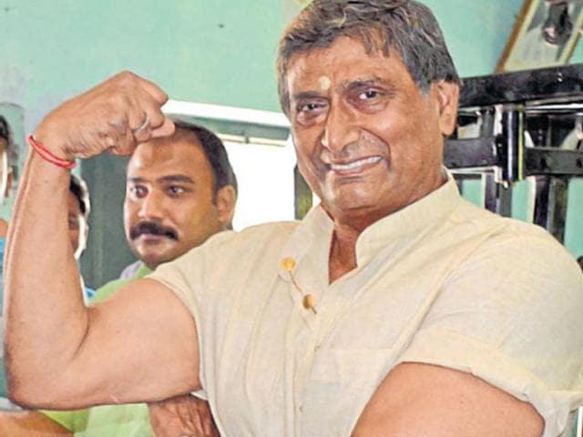 Sil was voted Mr India for the most muscular man in the country five times in the 1980s, and once came second at the Mr Asia contest. Now 63, he lives in Kolkata after retiring from a defence ministry job.(HT Photo)