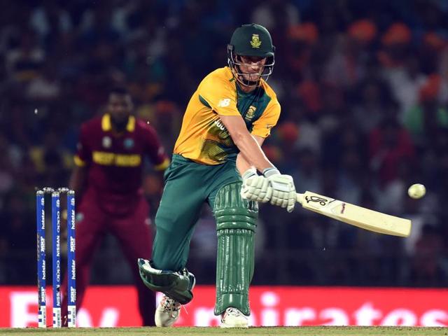 South Africa’s Chris Morris attempts to play a reverse sweep. (Kunal Patil/HT Photo) South Africa’s Chris Morris attempts to play a reverse sweep. (Kunal Patil/HT Photo)
