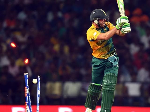 South Africa’s AB de Villiers is bowled by Dwayne Bravo. (Kunal Patil/HT Photo) South Africa’s AB de Villiers is bowled by Dwayne Bravo. (Kunal Patil/HT Photo)