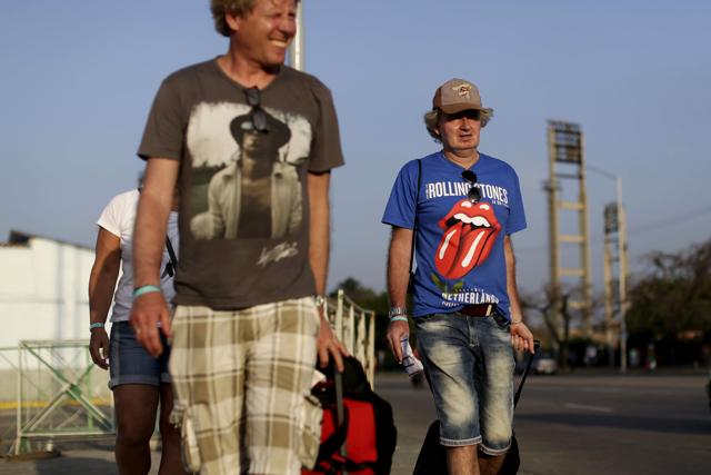 A man wears a t-shirt with a logo of the band Rolling Stones, outside the venue of the Stones' free outdoor concert on March 25 at Ciudad Deportiva de la Habana sports complex, in Havana. (REUTERS) A man wears a t-shirt with a logo of the band Rolling Stones, outside the venue of the Stones' free outdoor concert on March 25 at Ciudad Deportiva de la Habana sports complex, in Havana. (REUTERS)