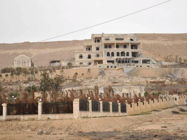 A general view shows a palace complex, which has been recaptured by Syrian government forces, on the western edge of Palmyra. (REUTERS) A general view shows a palace complex, which has been recaptured by Syrian government forces, on the western edge of Palmyra. (REUTERS)