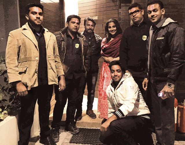 Vidya celebrated Holi with her bodyguards