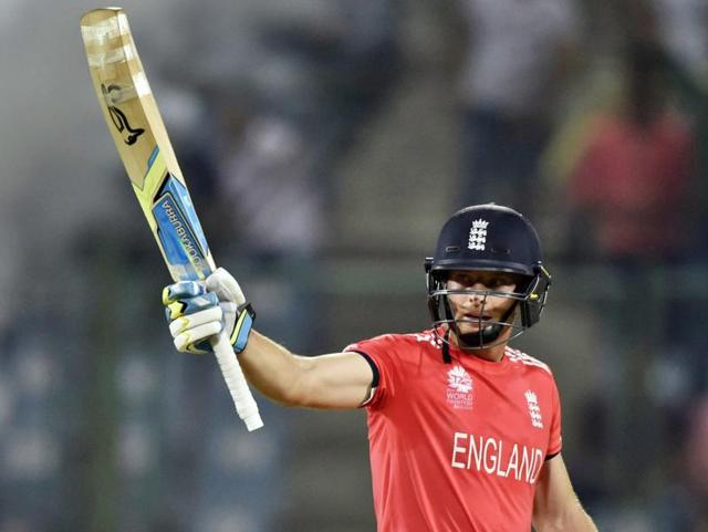 Jos Buttler celebrates his half-century. (Sanjeev Verma/HT Photo) 