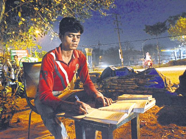 Nadeemul Hasan is a final year BSc student and hopes to become an IAS officer one day. (Sakib Ali /HT Photo) Nadeemul Hasan is a final year BSc student and hopes to become an IAS officer one day. (Sakib Ali /HT Photo)