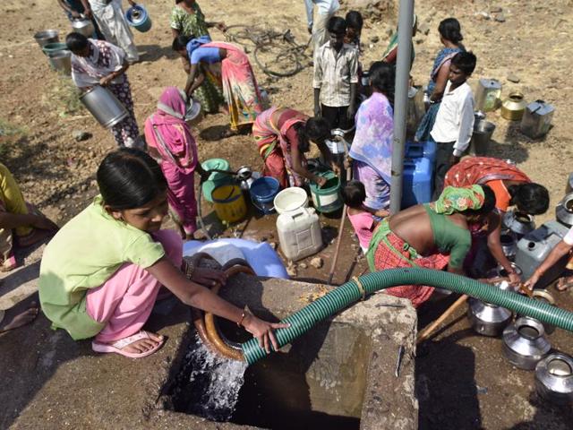 Most of the 7,500 villages in Marathwada, spread across eight districts, are starved of water.(Arijit Sen/HT)