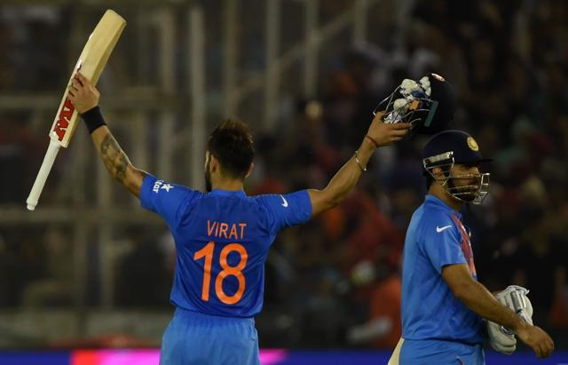 Skipper MS Dhoni (R) walks with teammate Virat Kohli as they celebrate after India’s victory in the World T20 cricket tournament match against Australia. (AFP Photo) Skipper MS Dhoni (R) walks with teammate Virat Kohli as they celebrate after India’s victory in the World T20 cricket tournament match against Australia. (AFP Photo)
