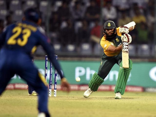 Hashim Amla hits one through the off side. (Mohd Zakir/HT Photo) 
