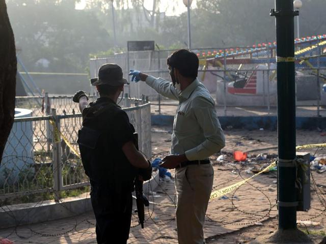 A Pakistani police commando walks at the cordoned-off site of the Lahore suicide bombing. Pakistan has launched a manhunt to fight the terrorists behind the March 27 suicide bombing, which killed at least 65 people. (AFP) A Pakistani police commando walks at the cordoned-off site of the Lahore suicide bombing. Pakistan has launched a manhunt to fight the terrorists behind the March 27 suicide bombing, which killed at least 65 people. (AFP)