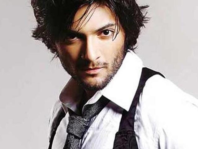Fazal is set to return to theatre after a gap of two years; says “theatre is like an actor’s nectar”.(Facebook) Fazal is set to return to theatre after a gap of two years; says “theatre is like an actor’s nectar”.(Facebook)