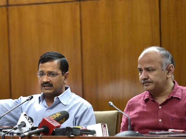 Chief minister Arvind Kejriwal and his deputy address the media after the budget. (HT Photo) Chief minister Arvind Kejriwal and his deputy address the media after the budget. (HT Photo)