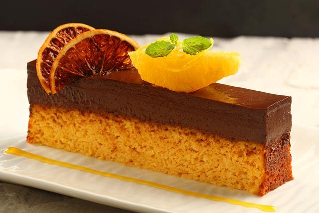 Mandarin chocolate velvet cake. Mandarin chocolate velvet cake.